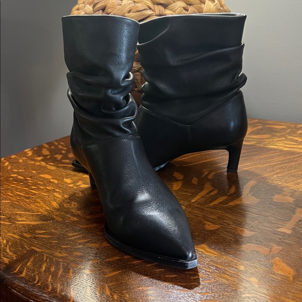Aquatalia Maddy Black Ankle Boots